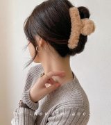 毛绒发夹后脑勺头发抓夹大号发卡网红鲨鱼夹女盘发毛毛夹子头饰品