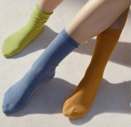 ubras秋季两穿中筒袜舒适高弹减压织带装饰堆堆袜子ins�? title=